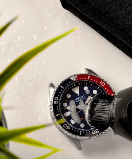 AIS collective ChronoPen
