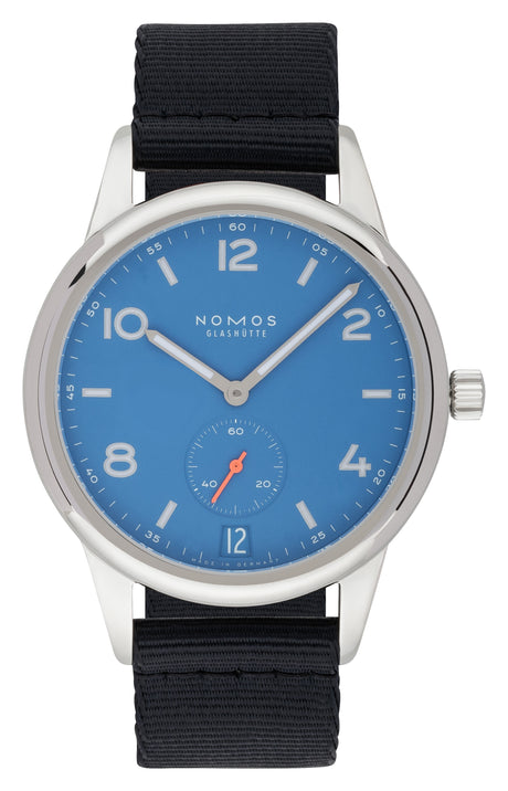 NOMOS Glashütte Club Automat Datum signalblau