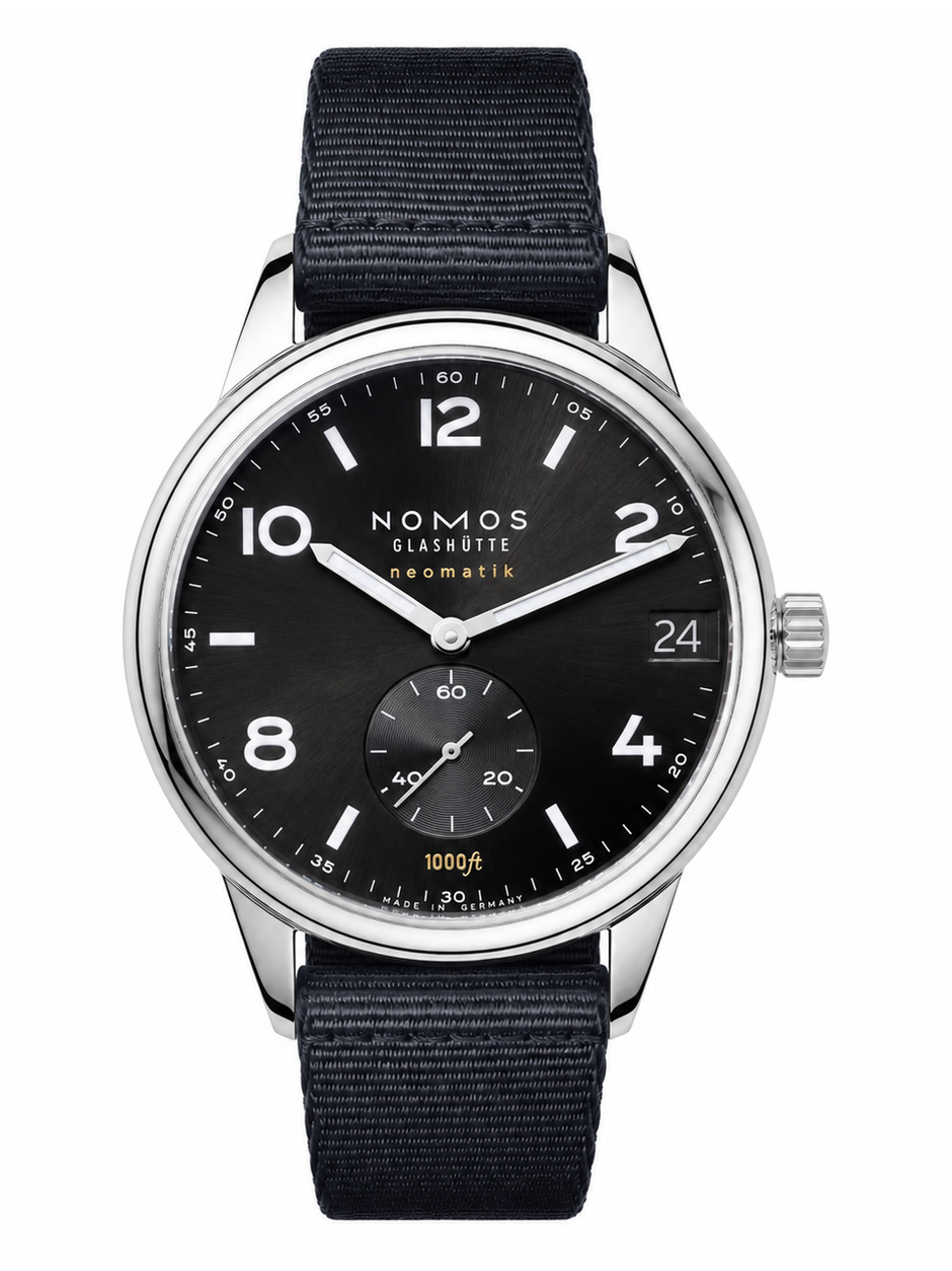 NOMOS Glashütte Club Sport Neomatik 42 Datum Schwarz Ref. 781