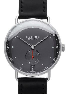 NOMOS Glashuette Metro 38 mit Datumsanzeige stadtschwarz