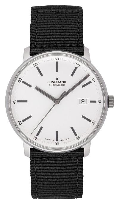 Junghans Form A Titan in der Version 027/2000.00