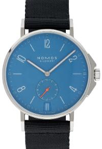 NOMOS Glashütte Ahoi Datum signalblau