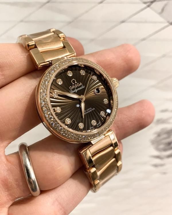 Omega DeVille Ladymatic