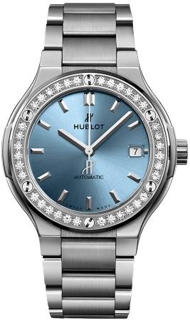 Hublot Classic Fusion Titanium Light Blue Automatic 38mm in der Version 568-NX-891L-NX-1204