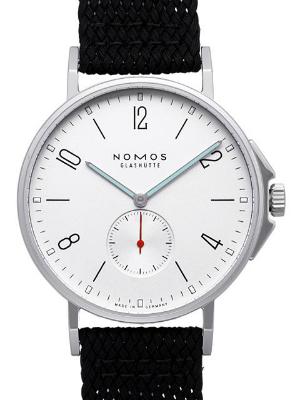 NOMOS Glashuette Ahoi in der Version 555 mit Stahlboden