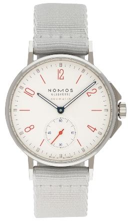 NOMOS Glashuette Ahoi neomatik signalweiss