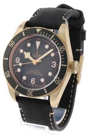 Tudor Black Bay Bronze in der Version M79250BA-0001