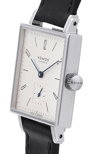 NOMOS Glashütte Tetra