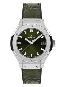 Hublot Classic Fusion Green Titanium 33mm Quartz with reference no. 581.NX.8970.LR | watch trends 2024