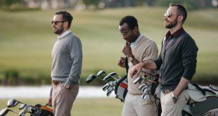 Golfer mit Luxus-Sportuhren