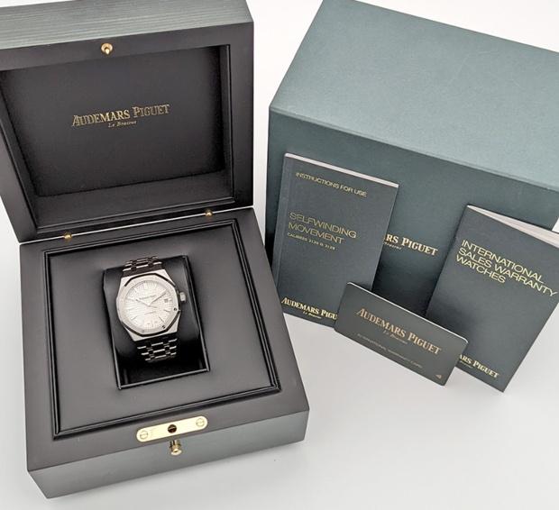 Audemars Piguet Royal Oak Chronograph 41mm 50th Anniversary "GREEN" 09/2022