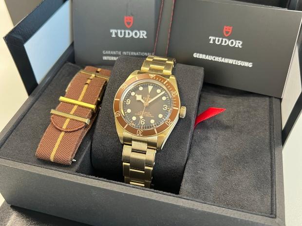 Tudor Black Bay Fifty-Eight Bronze in der Version M79018V-0001 - Full-Set inkl. Textilband