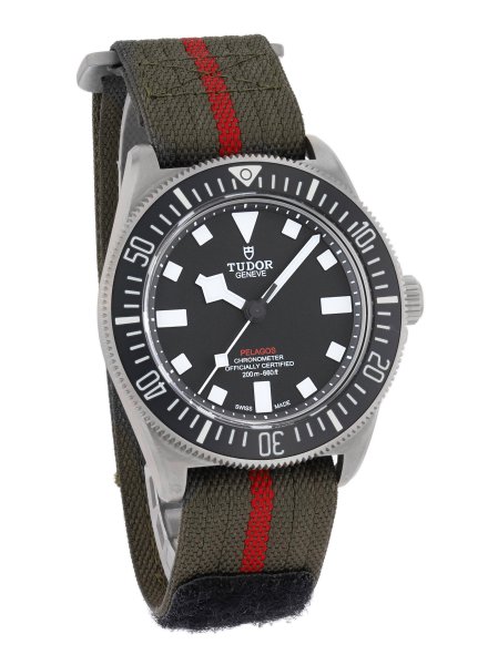 M25717N-0001-PLX501391_04