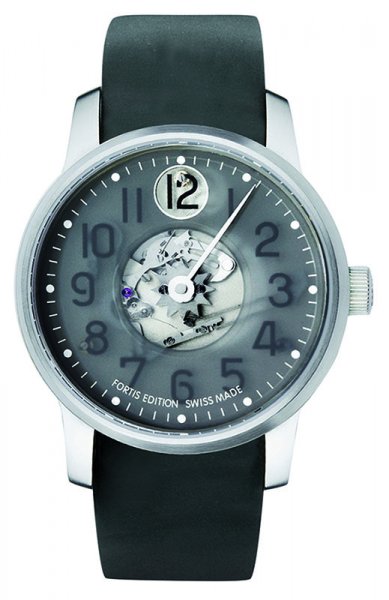 Fortis F-43 Jumping Hour Limited Edition