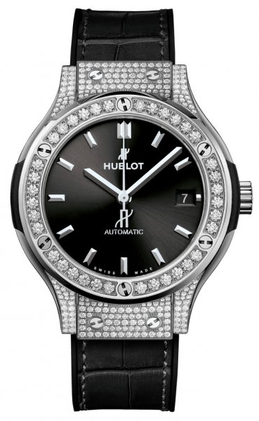 Hublot Classic Fusion Titanium Pave 38 mm