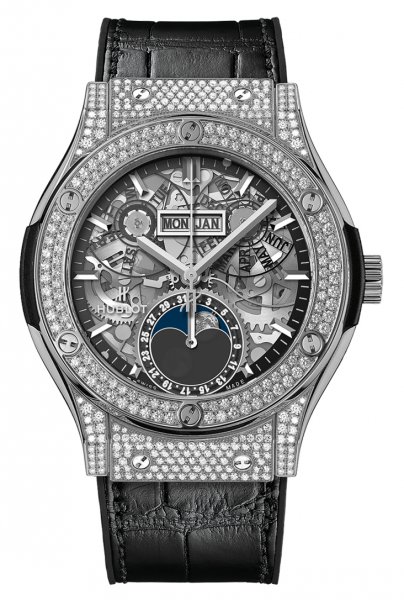 Hublot Classic Fusion Aerofusion Moonphase Titanium Pave 42 mm Hublot Classic Fusion Aerofusion Moonphase Titanium Pave 42 mm