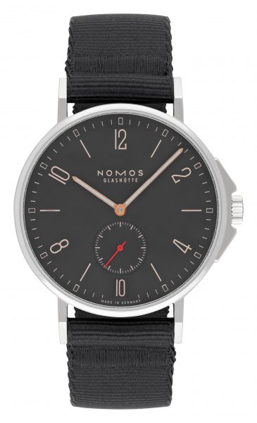 NOMOS Glashütte Ahoi Atlantik Datum