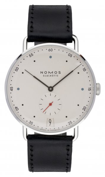 NOMOS Glashütte Metro 38 Datum