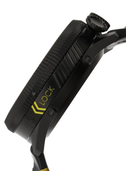 H76786733-PL12302003