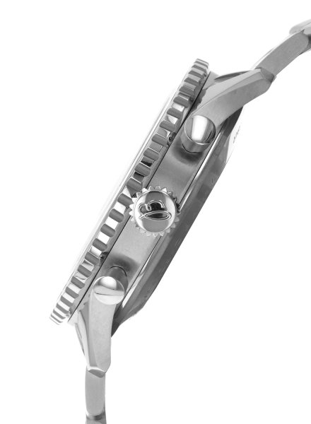 PL124966-AB0137211C1A1_04_breitling